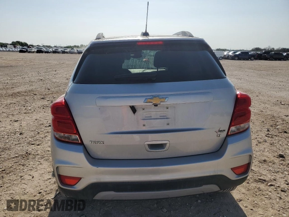 2019 Chevrolet Trax LT z VIN 3GNCJLSB6KL369470, wystawiony jako Copart lot #56122045 z przebiegiem 67 051 mil mil oraz Szkoda całkowita • Salvage title. Historia ofert i sprzedaży dostępna na DreamBid. Obrazek 6.