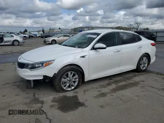 2016 Kia Optima LX z VIN KNAGT4L30G5095141, wystawiony jako Copart lot #45567975 z przebiegiem 61 647 mil mil oraz Szkoda całkowita • Salvage title. Historia ofert i sprzedaży dostępna na DreamBid. Obrazek 1.