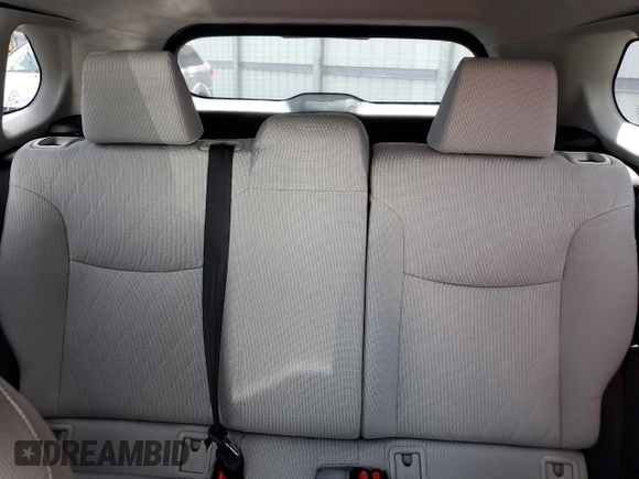 2025 Toyota Corolla Cross L with VIN 7MUAAAAG4SV134423, listed as a Copart auction lot 58827045 with 2,147 mi miles and Salvage title. Bid and sale history available at DreamBid. Image 10.