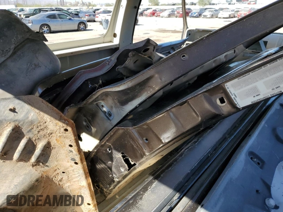 1987 Chevrolet Blazer z VIN 1GNEV18K5HF182877, wystawiony jako Copart lot #78032984 z przebiegiem Nie podano mil oraz Czysty tytuł • Clean title. Historia ofert i sprzedaży dostępna na DreamBid. Obrazek 13.