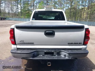 2004 Chevrolet Silverado 1500 Z71 with VIN 1GCEK19T04E120134, listed as a IAAI auction lot 41993068 with 162,486 mi miles. Bid and sale history available at carsss.com. Image 16.