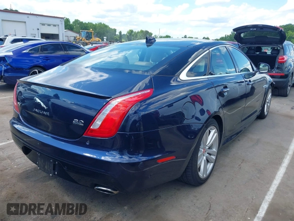 2019 Jaguar XJ R-Sport with VIN SAJWJ1CD0K8W20865, listed as a IAAI auction lot 42206084 with 42,697 mi miles and . Bid and sale history available at DreamBid. Image 4.