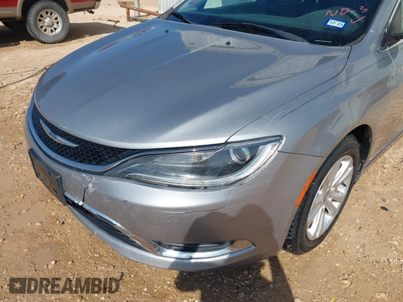 2015 Chrysler 200 Limited with VIN 1C3CCCABXFN621784, listed as a IAAI auction lot 41914473 with 117,313 mi miles. Bid and sale history available at carsss.com. Image 19.
