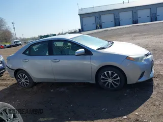 2015 Toyota Corolla L z VIN 2T1BURHE4FC341112, wystawiony jako IAAI lot #42005524 z przebiegiem 120 369 mil mil oraz . Historia ofert i sprzedaży dostępna na DreamBid. Obrazek 14.