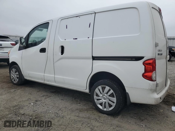 2015 Nissan NV200 S z VIN 3N6CM0KN5FK698050, wystawiony jako Copart lot #49019325 z przebiegiem 164 196 mil mil oraz Czysty tytuł • Clean title. Historia ofert i sprzedaży dostępna na DreamBid. Obrazek 2.