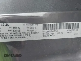 2017 FIAT 500e z VIN 3C3CFFGE5HT697541, wystawiony jako IAAI lot #42139647 z przebiegiem 61 623 mil mil oraz . Historia ofert i sprzedaży dostępna na DreamBid. Obrazek 9.
