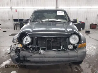 2005 Jeep Liberty Sport with VIN 1J4GL48K75W508905, listed as a IAAI auction lot 41933919 with 203,514 mi miles. Bid and sale history available at carsss.com. Image 12.