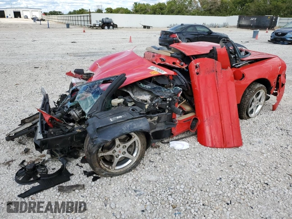 2002 Chevrolet Corvette with VIN 1G1YY22G325123372, listed as a Copart auction lot 68719554 with 0 mi miles and Salvage Title. Bid and sale history available at carsss.com. Image 1.