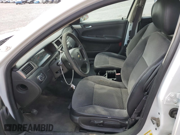 2014 Chevrolet Impala Police Police z VIN 2G1WD5E34E1158876, wystawiony jako Copart lot #55107095 z przebiegiem 151 734 mil mil oraz Szkoda całkowita • Salvage title. Historia ofert i sprzedaży dostępna na DreamBid. Obrazek 7.