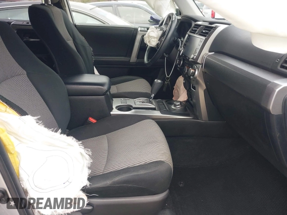 2022 Toyota 4Runner SR5 with VIN JTEMU5JR4N6054529, listed as a IAAI auction lot 41184357 with 47,628 mi miles and . Bid and sale history available at DreamBid. Image 5.