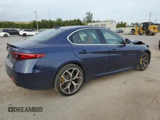 2020 Alfa Romeo Giulia Ti Sport with VIN ZARFAMBN1L7636161, listed as a Copart auction lot 71435862 with 24,155 mi miles. Bid and sale history available at carsss.com. Image 3.