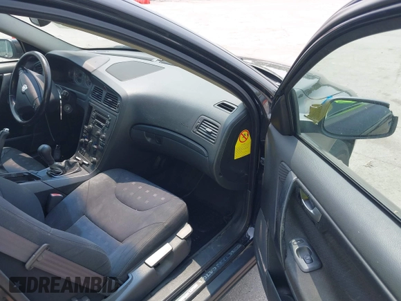 2004 Volvo S60 с VIN YV1RS61T742324600, выставлен на аукционе IAAI как лот 42418865 с пробегом 233 502 миль миль и . История ставок и продаж доступна на DreamBid. Изображение 5.