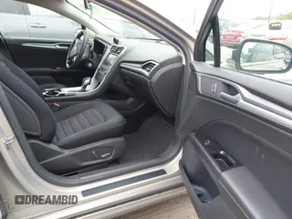 2015 Ford Fusion SE Hybrid with VIN 3FA6P0LU6FR210606, listed as a IAAI auction lot 42070466 with 123,043 mi miles and . Bid and sale history available at DreamBid. Image 5.