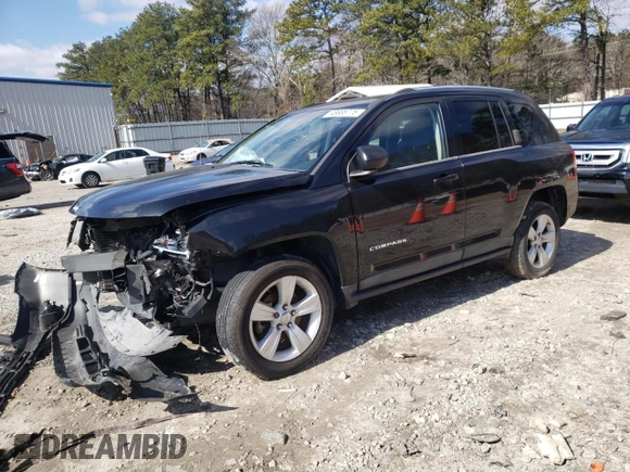2011 Jeep Compass with VIN 1J4NT1FB9BD151596, listed as a Copart auction lot 45665775 with 215,511 mi miles and Salvage Title. Bid and sale history available at carsss.com. Image 1.