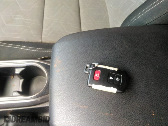 2021 Toyota Tacoma SR с VIN 3TMCZ5AN9MM374071, выставлен на аукционе IAAI как лот 42261767 с пробегом 95 038 миль миль и . История ставок и продаж доступна на DreamBid. Изображение 11.
