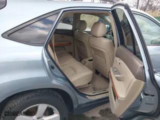 2005 Lexus RX 330 with VIN 2T2HA31U95C066669, listed as a IAAI auction lot 41908311 with 383,732 mi miles. Bid and sale history available at carsss.com. Image 8.