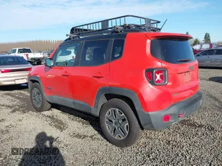 2017 Jeep Renegade Trailhawk z VIN ZACCJBCB7HPF25940, wystawiony jako IAAI lot #41372188 z przebiegiem 146 817 mil mil oraz . Historia ofert i sprzedaży dostępna na DreamBid. Obrazek 3.