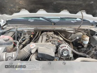 2008 Chevrolet Silverado 1500 Work Truck with VIN 2GCEC13C281112341, listed as a IAAI auction lot 41878332 with 126,061 mi miles and . Bid and sale history available at DreamBid. Image 10.