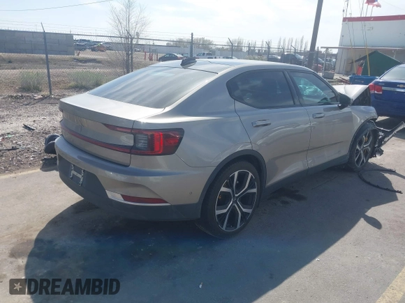 2021 Polestar 2 Launch Edition z VIN LPSED3KA9ML006538, wystawiony jako IAAI lot #42007080 z przebiegiem 45 440 mil mil oraz . Historia ofert i sprzedaży dostępna na DreamBid. Obrazek 4.