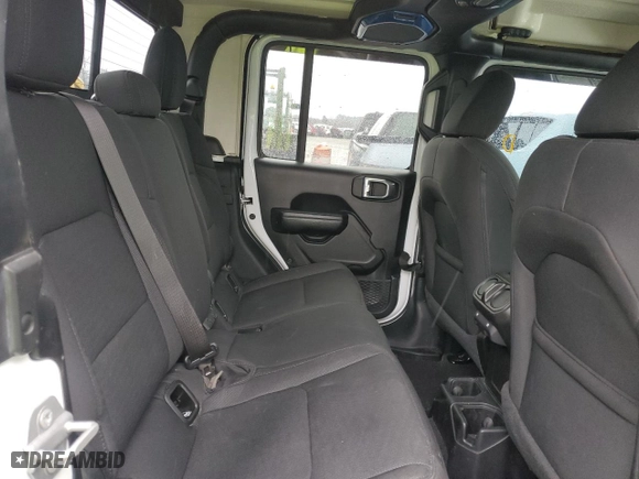 2021 Jeep Gladiator Sport S with VIN 1C6JJTAG6ML576539, listed as a Copart auction lot 82257724 with 36,451 mi miles and Salvage Title. Bid and sale history available at carsss.com. Image 10.