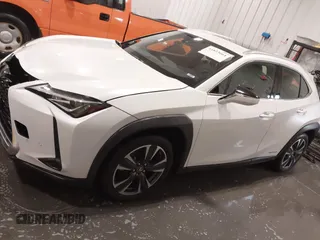 2020 Lexus UX 250h with VIN JTHP9JBH2L2025812, listed as a IAAI auction lot 41823664 with 62,112 mi miles and . Bid and sale history available at DreamBid. Image 15.