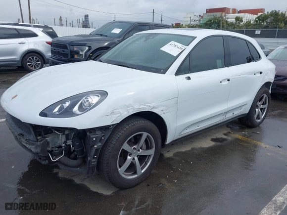 2018 Porsche Macan with VIN WP1AA2A57JLB00974, listed as a IAAI auction lot 41787420 with 72,827 mi miles. Bid and sale history available at carsss.com. Image 18.