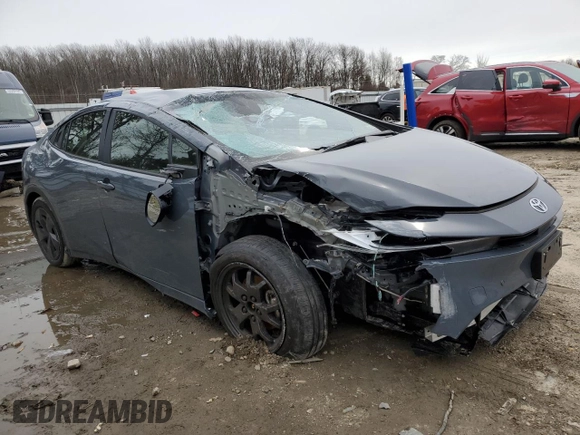 2024 Toyota Prius LE with VIN JTDACAAU9R3026384, listed as a Copart auction lot 47950135 with 21,299 mi miles and Salvage Title. Bid and sale history available at carsss.com. Image 4.