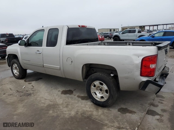 2008 Chevrolet Silverado 1500 LT w/1LT with VIN 2GCEC19J181144297, listed as a Copart auction lot 44444975 with 269,756 mi miles and Salvage Title. Bid and sale history available at carsss.com. Image 2.