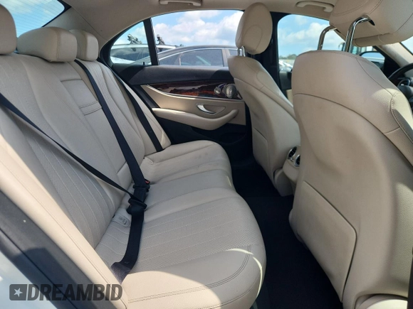 2017 Mercedes-Benz E 300 Luxury with VIN WDDZF4JB0HA108983, listed as a Copart auction lot 62722635 with 89,526 mi miles and Clean title. Bid and sale history available at DreamBid. Image 10.