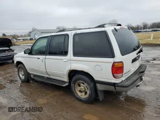 1998 Ford Explorer XLT z VIN 1FMZU32E0WUB20397, wystawiony jako Copart lot #44365985 z przebiegiem 177 291 mil mil oraz Tytuł czysty. Historia ofert i sprzedaży dostępna na DreamBid. Obrazek 2.