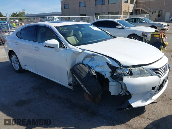 2015 Lexus ES 300h with VIN JTHBW1GG9F2085576, listed as a IAAI auction lot 42386317 with 142,788 mi miles and . Bid and sale history available at DreamBid. Image 1.