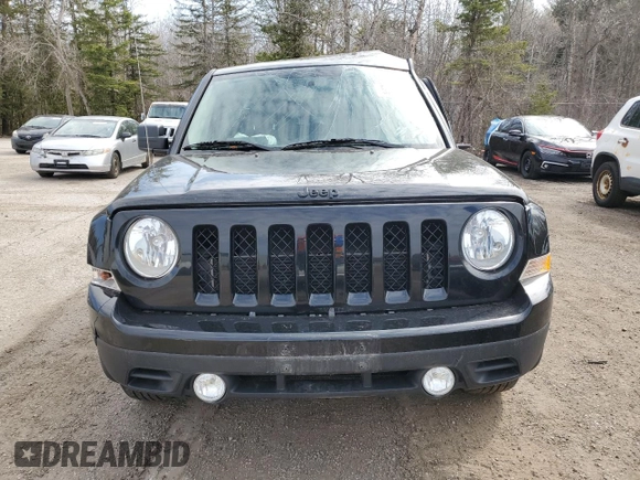 2015 Jeep Patriot High Altitude with VIN 1C4NJRAB0FD392874, listed as a Copart auction lot 52767375 with 134,522 mi miles and Salvage Title. Bid and sale history available at DreamBid. Image 5.