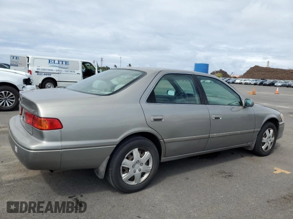 2001 Toyota Camry LE z VIN JT2BF22K310338343, wystawiony jako Copart lot #45181715 z przebiegiem 183 500 mil mil oraz Szkoda całkowita • Salvage title. Historia ofert i sprzedaży dostępna na DreamBid. Obrazek 3.