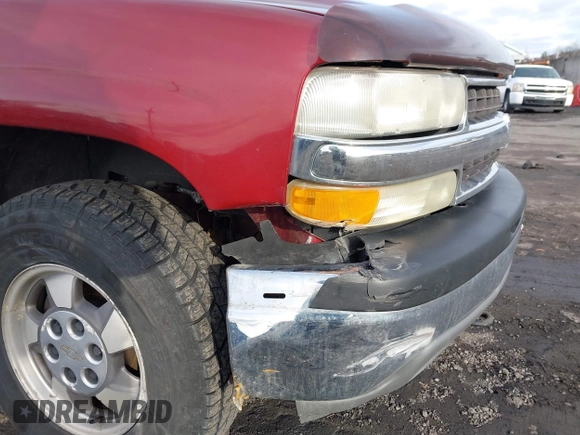 2001 Chevrolet Tahoe LT with VIN 1GNEK13TX1J281979, listed as a IAAI auction lot 41623086 with 297,509 mi miles. Bid and sale history available at carsss.com. Image 6.