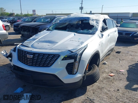 2022 Cadillac XT4 FWD Luxury with VIN 1GYAZAR48NF170949, listed as a IAAI auction lot 41857671 with 25,881 mi miles and . Bid and sale history available at carsss.com. Image 17.
