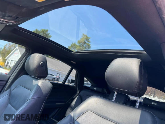 2016 Mercedes-Benz GLE 450 AMG z VIN 4JGED6EB2GA022685, wystawiony jako Copart lot #54209245 z przebiegiem 131 134 mil mil oraz Tytuł czysty. Historia ofert i sprzedaży dostępna na DreamBid. Obrazek 10.