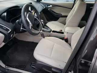 2016 Ford Focus Electric z VIN 1FADP3R46GL293146, wystawiony jako Copart lot #81911153 z przebiegiem 28 078 mil mil oraz . Historia ofert i sprzedaży dostępna na DreamBid. Obrazek 7.