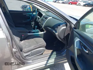 2014 Nissan Altima S with VIN 1N4AL3AP5EN375231, listed as a IAAI auction lot 41875976 with 142,345 mi miles and . Bid and sale history available at carsss.com. Image 5.