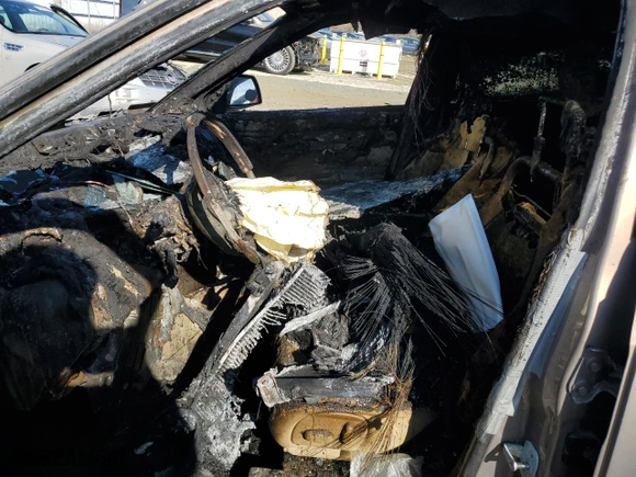 2006 Cadillac SRX with VIN 1GYEE637860163890, listed as a Copart auction lot 47011275 with NaN miles and Salvage Title. Bid and sale history available at carsss.com. Image 7.