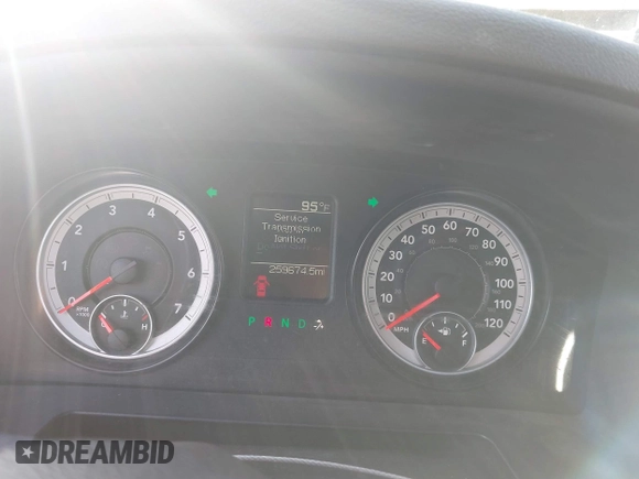 2014 Ram 1500 Tradesman with VIN 3C6JR6AG4EG316441, listed as a IAAI auction lot 41498805 with 259,674 mi miles. Bid and sale history available at carsss.com. Image 7.