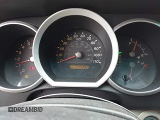 2006 Toyota 4Runner SR5 z VIN JTEZU14R160078205, wystawiony jako IAAI lot #42194583 z przebiegiem 244 092 mil mil oraz . Historia ofert i sprzedaży dostępna na DreamBid. Obrazek 7.