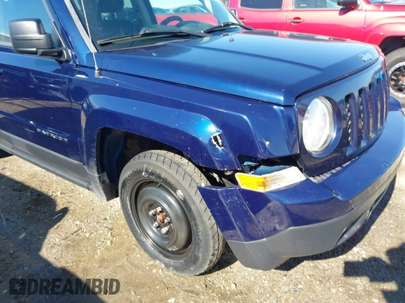 2015 Jeep Patriot Altitude z VIN 1C4NJRBB9FD155170, wystawiony jako IAAI lot #42198709 z przebiegiem 241 947 mil mil oraz . Historia ofert i sprzedaży dostępna na DreamBid. Obrazek 6.