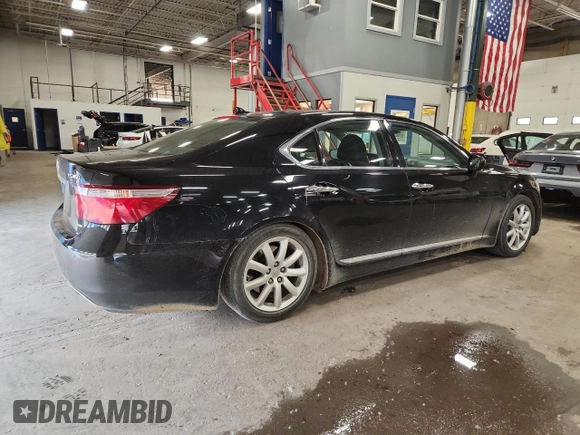 2009 Lexus LS 460 z VIN JTHCL46F995003646, wystawiony jako Copart lot #58936785 z przebiegiem 208 746 mil mil oraz Szkoda całkowita • Salvage title. Historia ofert i sprzedaży dostępna na DreamBid. Obrazek 3.