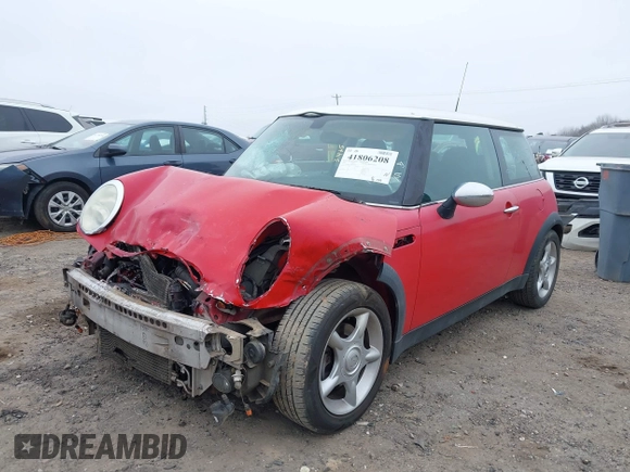 2005 MINI Hardtop with VIN WMWRC33485TJ67837, listed as a IAAI auction lot 41806208 with 140,646 mi miles and . Bid and sale history available at DreamBid. Image 2.