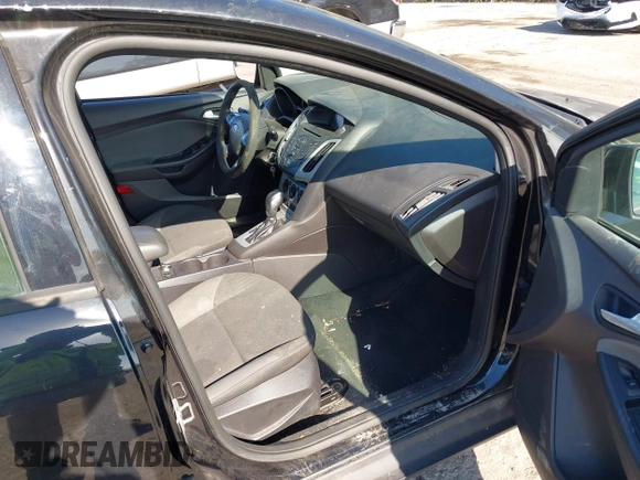 2014 Ford Focus SE with VIN 1FADP3K25EL161324, listed as a IAAI auction lot 42041515 with 80,617 mi miles. Bid and sale history available at carsss.com. Image 5.
