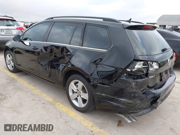 2015 Volkswagen Golf SportWagen TDI SE with VIN 3VWFA7AU8FM507037, listed as a IAAI auction lot 41491550 with 116,751 mi miles. Bid and sale history available at carsss.com. Image 3.