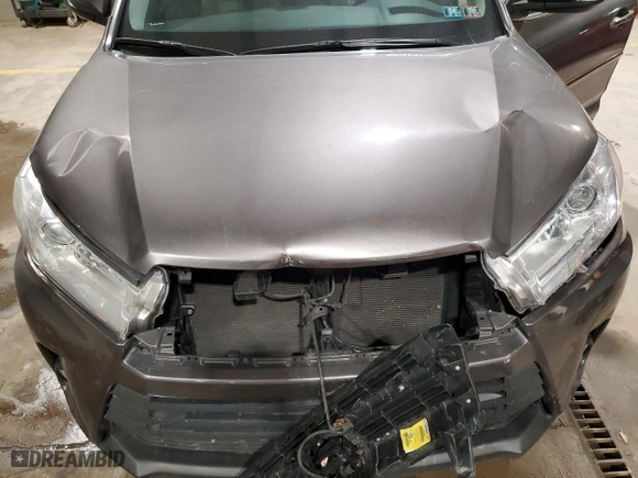 2018 Toyota Highlander SE with VIN 5TDJZRFH4JS805865, listed as a Copart auction lot 50727845 with 77,142 mi miles and Salvage Title. Bid and sale history available at carsss.com. Image 12.