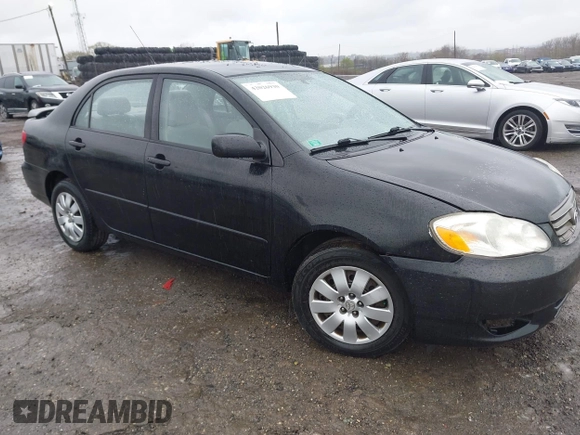 2004 Toyota Corolla CE with VIN 2T1BR32E14C260041, listed as a IAAI auction lot 42026930 with 180,814 mi miles. Bid and sale history available at carsss.com. Image 1.