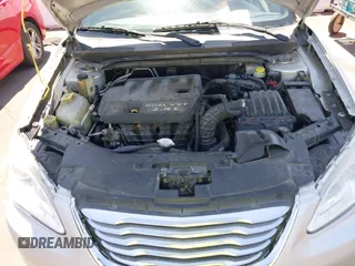 2011 Chrysler 200 Touring with VIN 1C3BC2EB2BN607016, listed as a IAAI auction lot 42019343 with 192,912 mi miles. Bid and sale history available at carsss.com. Image 10.