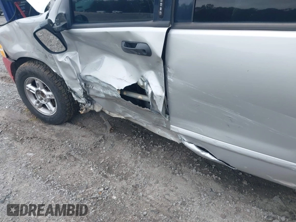 2004 Ford Explorer XLT с VIN 1FMZU63W74UB87536, выставлен на аукционе IAAI как лот 42498752 с пробегом 217 874 миль миль и . История ставок и продаж доступна на DreamBid. Изображение 6.